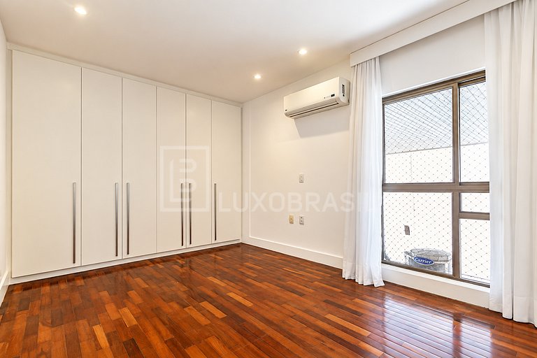 LB - RJ171 Wonderful Duplex at Barra Mares for Sale
