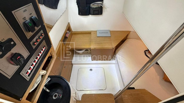 Lancha Fishing 375 Raptor Series à Venda | LUXOBRASIL
