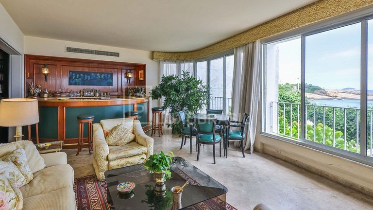 LB - RJ1058 Apartamento de 5 Dormitorios en Venta, Ipanema