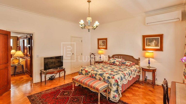 LB - RJ1058 Apartamento de 5 Dormitorios en Venta, Ipanema