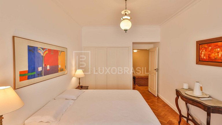 LB - RJ1058 Apartamento de 5 Dormitorios en Venta, Ipanema