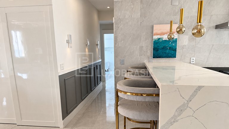 Apartamento Frente Mar em Copacabana | Venda
