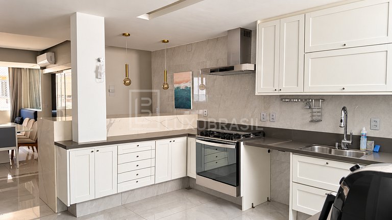 Apartamento Frente Mar em Copacabana | Venda