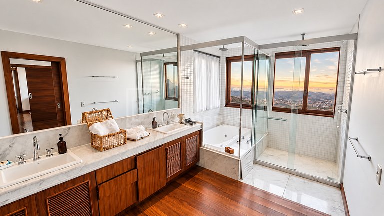 Casa com Vista para a Baía – Temporada em Petrópolis