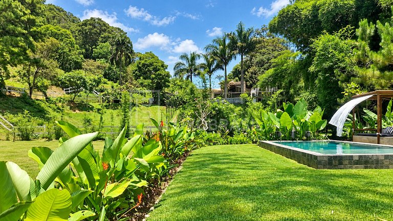 LB - SE20 Gallery-House Petrópolis Vacation Rental