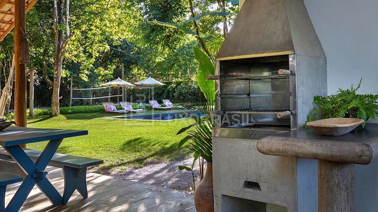 Casa para Temporada em Trancoso com 4 Suítes e Piscina