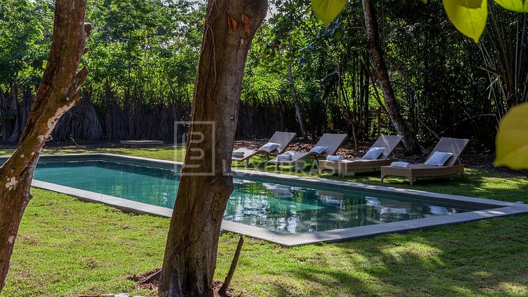 Casa para Temporada em Trancoso com 4 Suítes e Piscina
