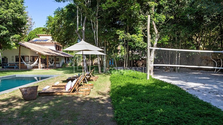 Casa para Temporada em Trancoso com 4 Suítes e Piscina