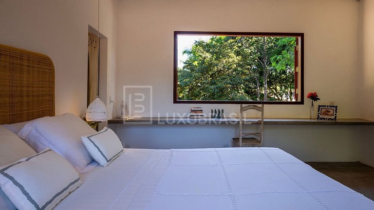 Casa Vacacional en Trancoso con 4 Suites y Piscina