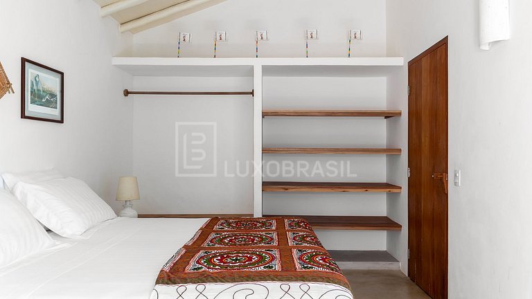 Casa Vacacional en Trancoso con 4 Suites y Piscina