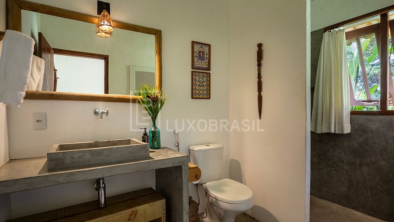 Casa Vacacional en Trancoso con 4 Suites y Piscina
