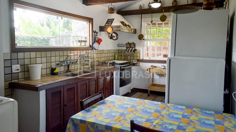 LB - BZ04 Vila Pitangola 08 Bedrooms Búzios Vacation Rental
