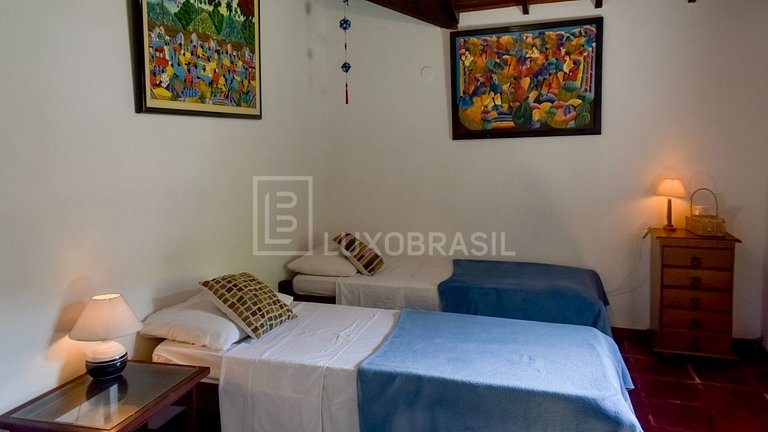 LB - BZ04 Vila Pitangola 08 Bedrooms Búzios Vacation Rental