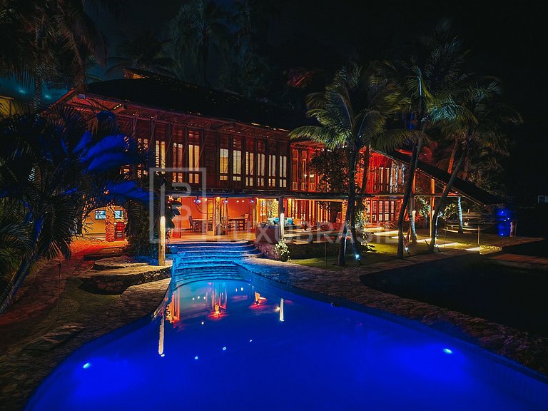 LB - AR06 Paradise Mansion 7 Suites Cavaco Island Vacation R