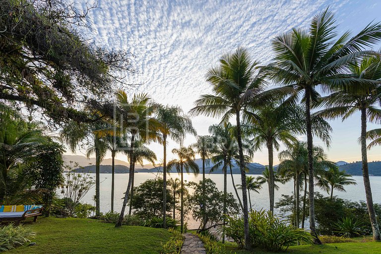 LuxoBrasil #AR08 Exclusive Japan Island Angra dos Reis Vacat