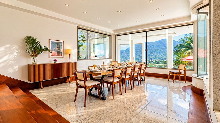 LB - RJ80 5-Bedroom House, 2,200 m² for Long-Term Rental at