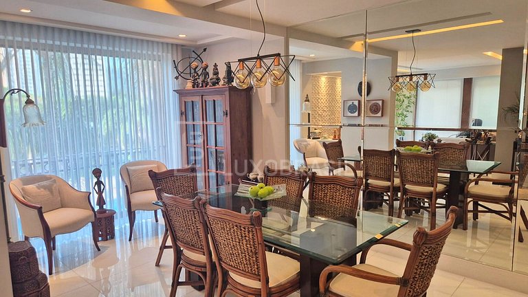 LB - RJ1061 | 3-Bedroom Apartment for Sale at Ocean Front