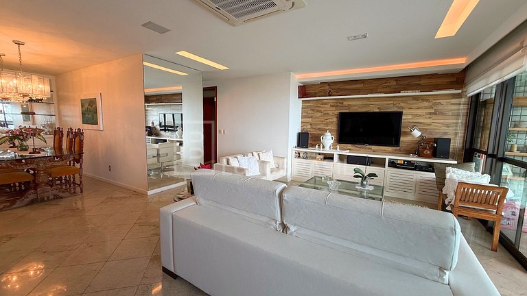 LB - RJ864 4-Suite Apartment for Sale on Av. do Pepê | 262 m