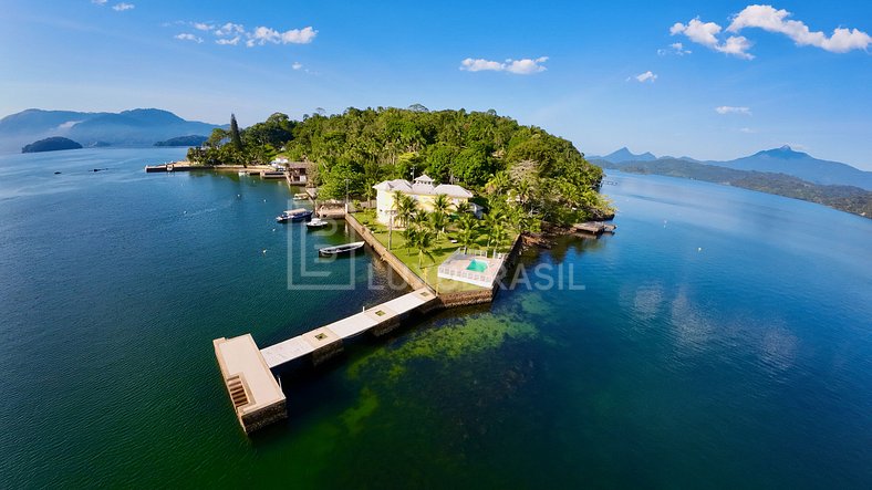 LUXOBRASIL #AR26 Cavaco Island Mansion Seasonal Rent