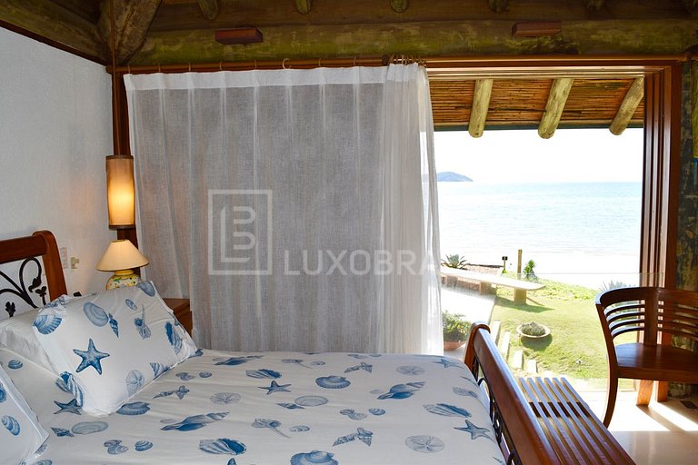 LUXOBRASIL #BZ06 Spectacular House 05 Suites Sea Front Búzio