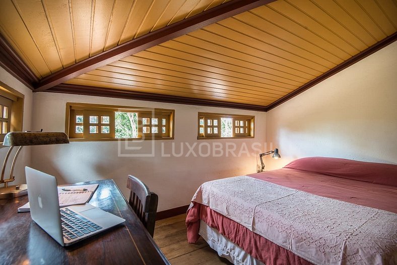 LUXOBRASIL #BZ33 Casa da Foca 03 Bedrooms Vacation Rentals