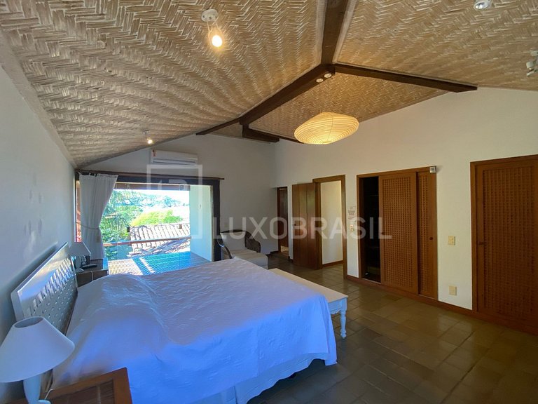 LUXOBRASIL #BZ52 Villa Ferradura 07 Rooms Praia de Ferradura