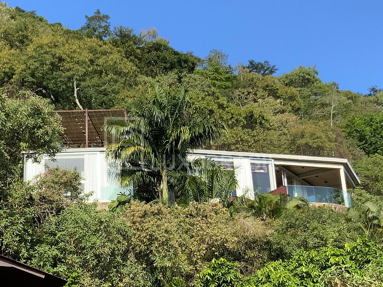 LUXOBRASIL #RJ06 Tree House Itanhangá Vacation Rentals, Phot