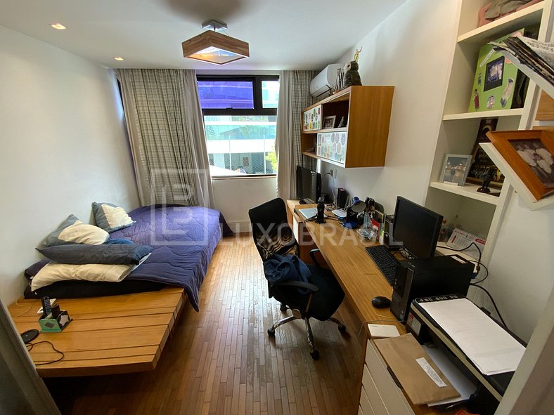 LUXOBRASIL #RJ748 Apartment in Pepê 04 Suites Barra da TIjuc