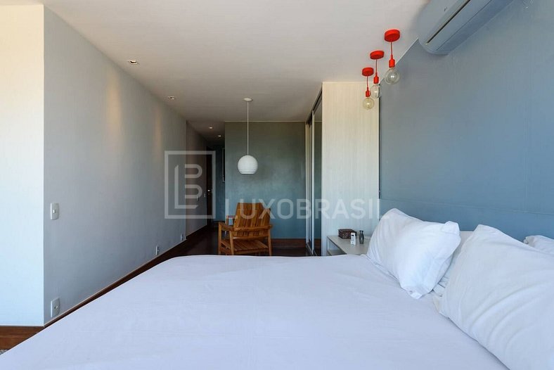 LUXOBRASIL #RJ752 Mansion Le Joux 04 Suites and 02 Rooms Joá