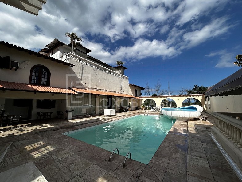 LUXOBRASIL #RJ81 Mansion Le Blanche Vacation Rentals, Day Us